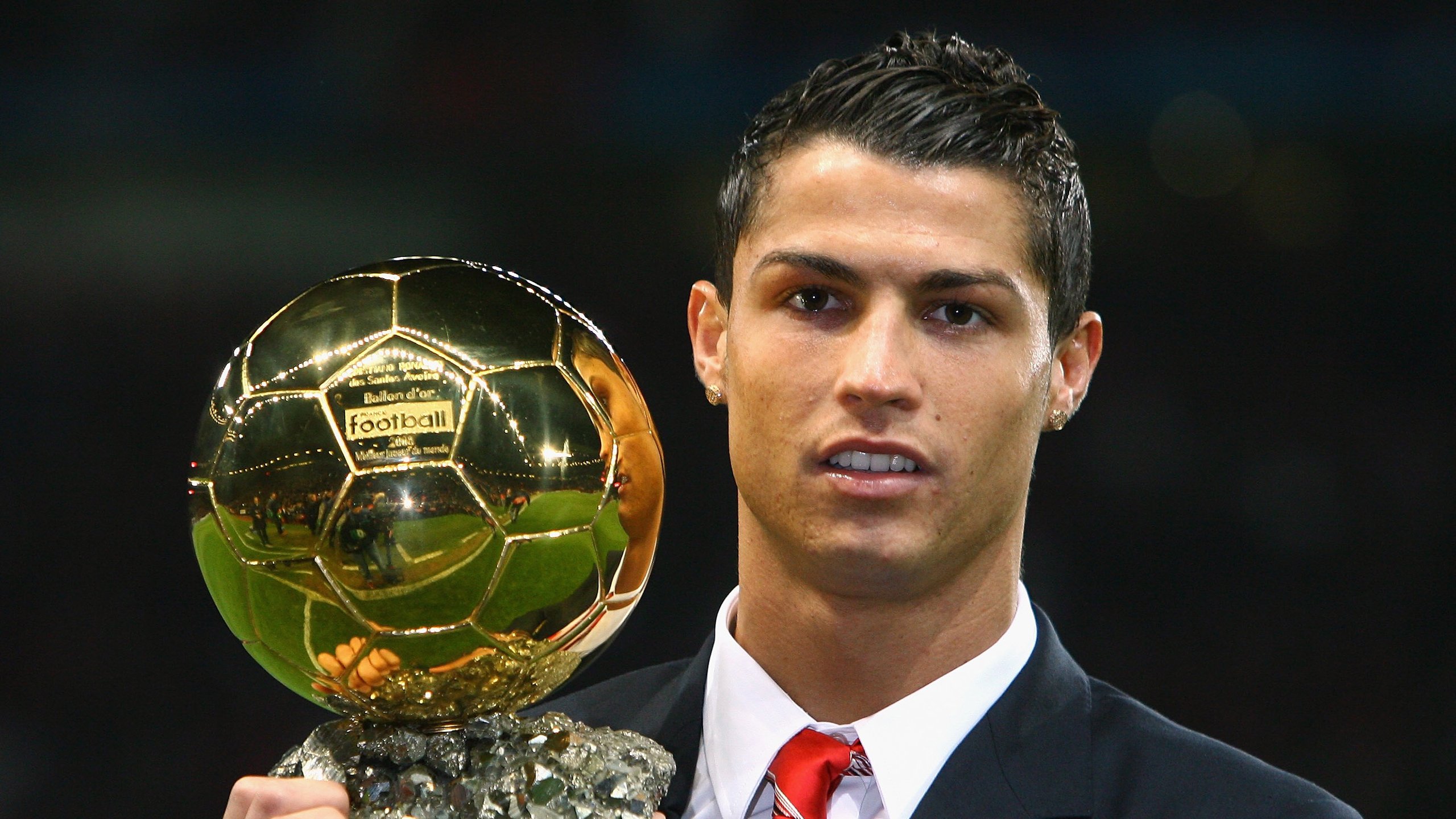 凯恩爆发终结悬念，乌拉圭提前送墨西哥出局