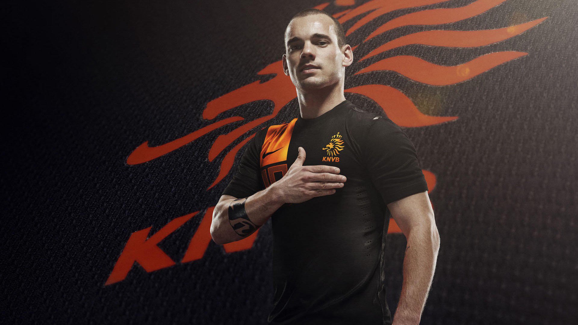 铁壁阿坎吉,当瑞士钟表匠的精准,遇上曼城对阵日本的技术风暴