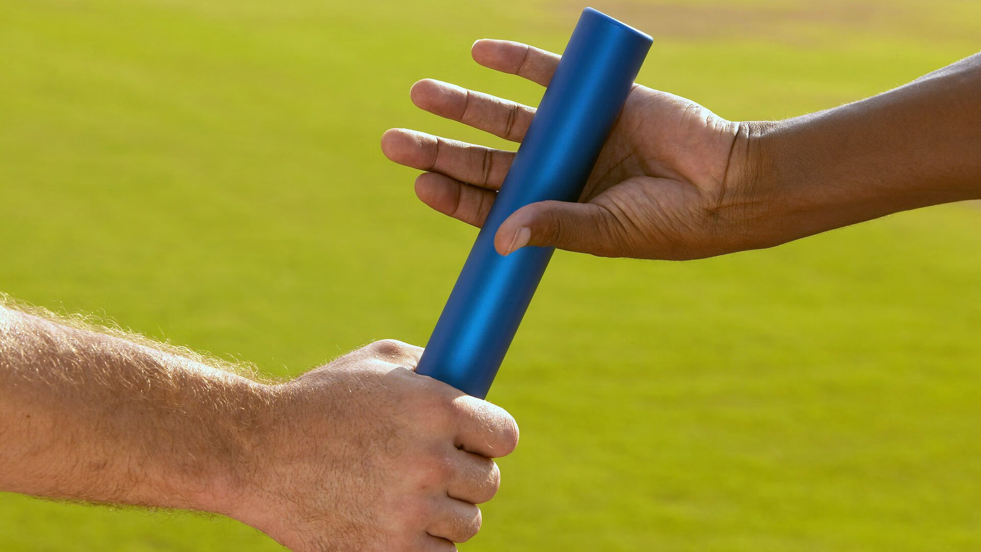 梁靖崑点燃赛场，葡萄牙队轻取英格兰队—当足球与乒乓在同一个夜晚闪耀